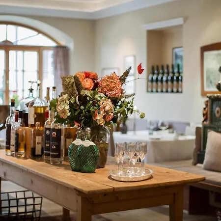 Отель Boutique Hotel Aichinger Нусдорф-ам-Аттерзее