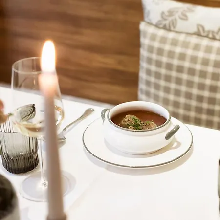 Boutique Aichinger 4* נוסדורף אם אטרסי