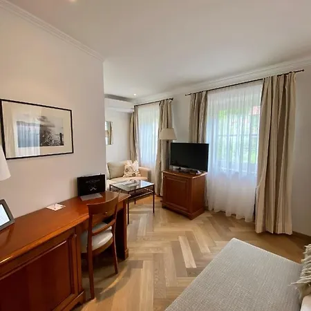 Отель Boutique Hotel Aichinger