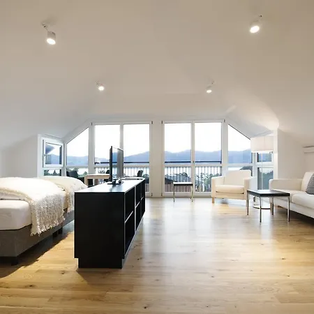 Boutique Hotel Aichinger Отель Нусдорф-ам-Аттерзее