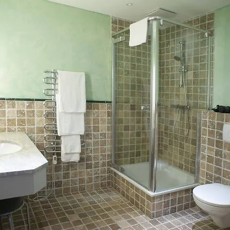 Boutique Aichinger מלון נוסדורף אם אטרסי