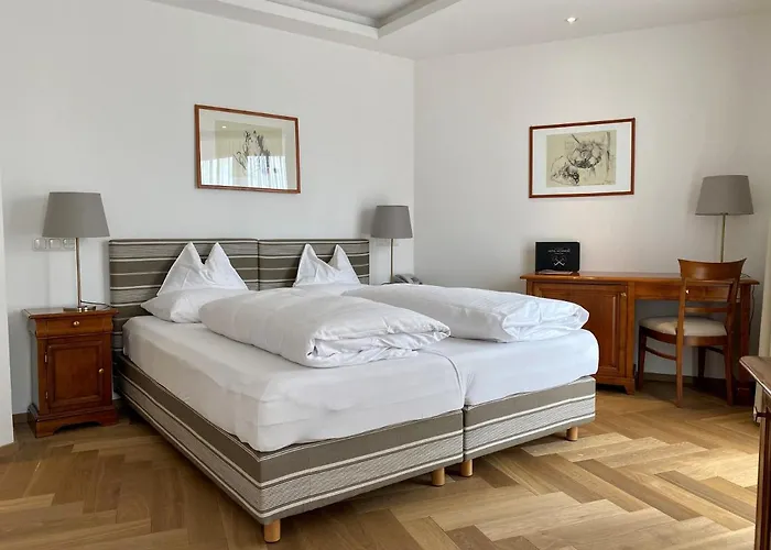 Boutique Hotel Aichinger Отель Нусдорф-ам-Аттерзее